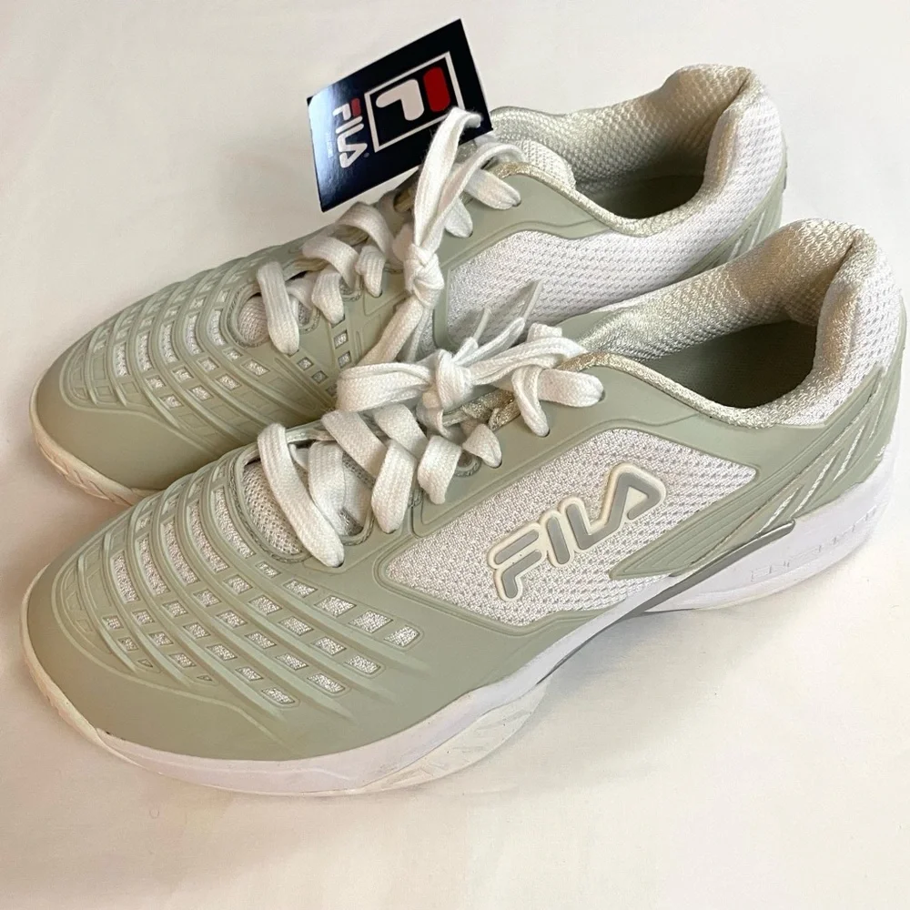 Fila Women's Axilus 2 Energized Tennis Shoe, White/Metallic Silver New sz 10 - Picture 3 of 8